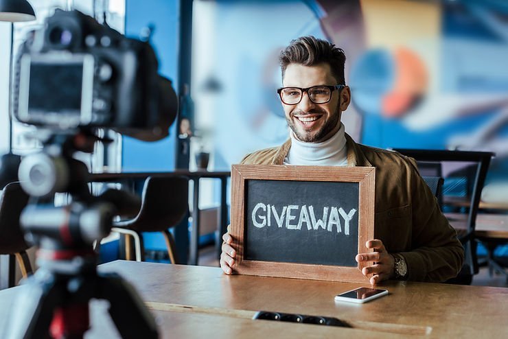 giveaways-collaboration-with-influencer