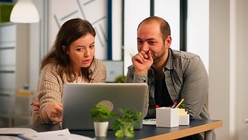 disadvantage-selling-on-amazon-competition-for-similar-products