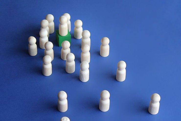 identify-right-influencer